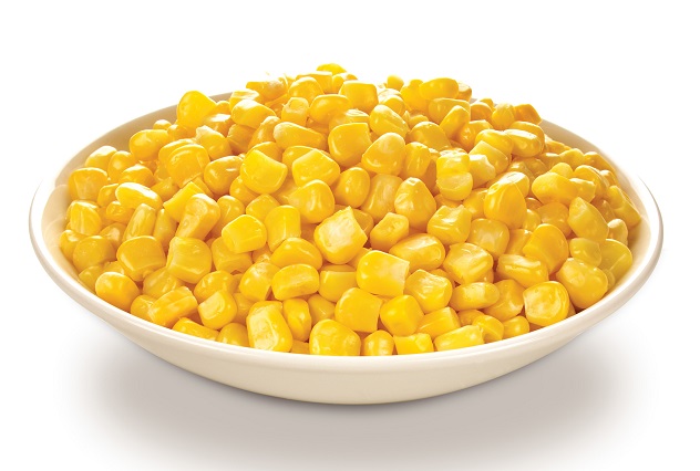 Кукуруза в тарелке