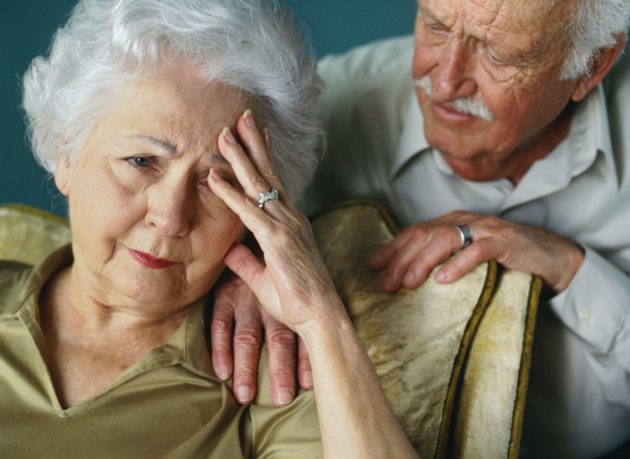 Хронические запоры нередко встречаются у пожилых людей