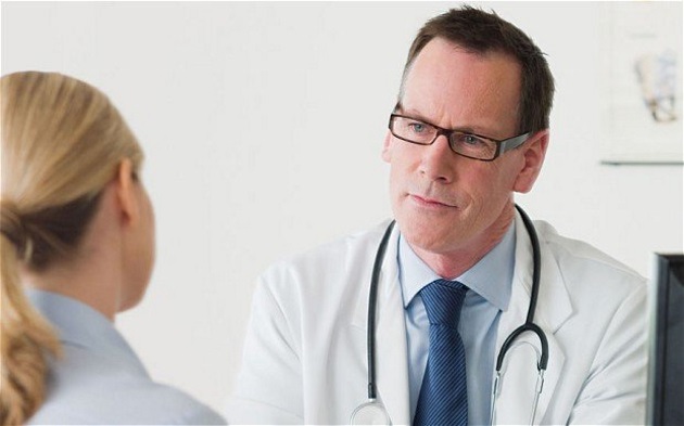 доктор дает прогноз при хроническом гепатите