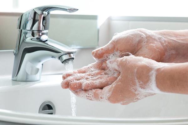 для профилактики лямблиоза необходимо мыть руки с мылом перед едой